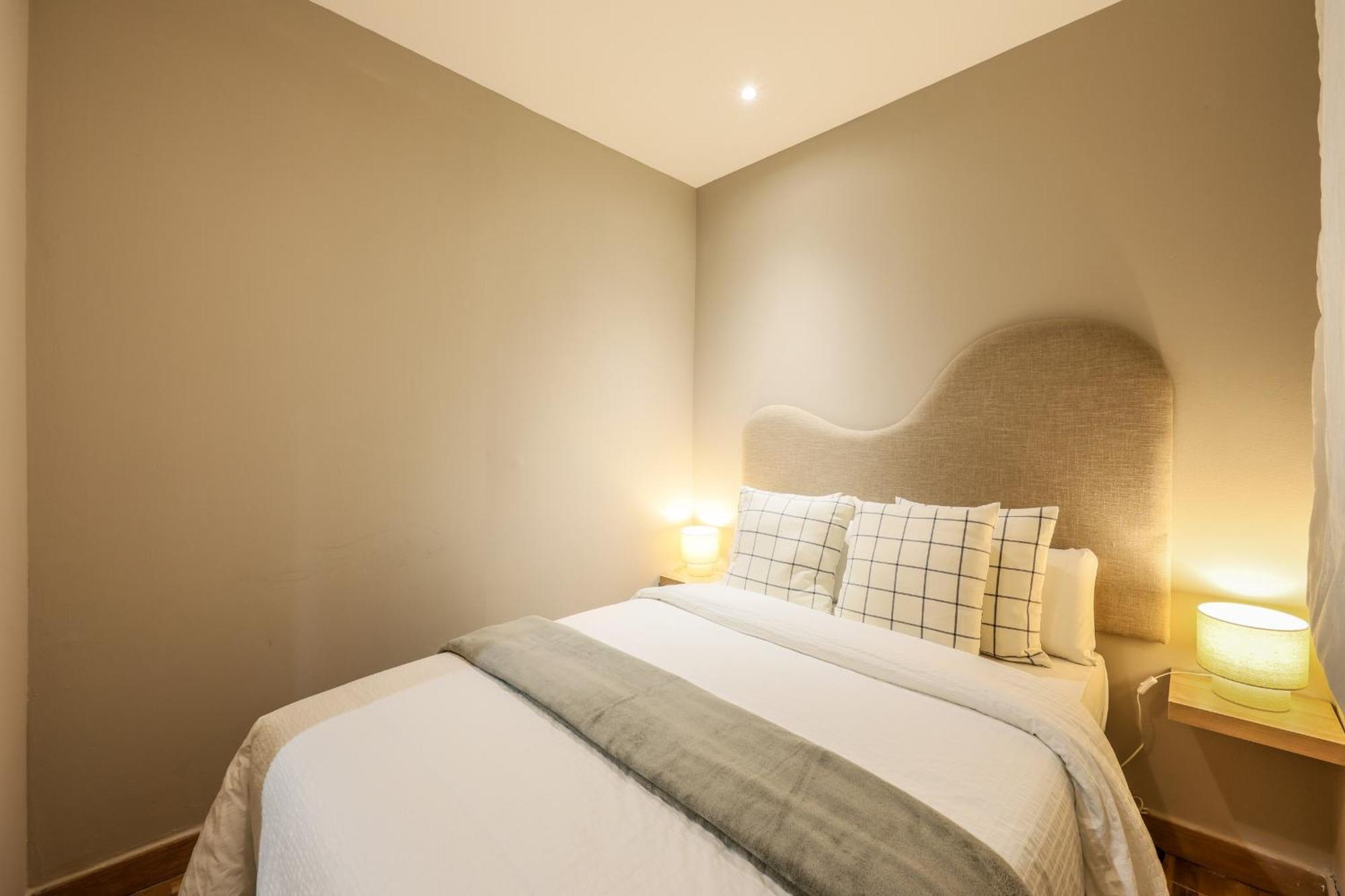 Nuevo Apartamento Funcional En Chamberi Madrid Extérieur photo
